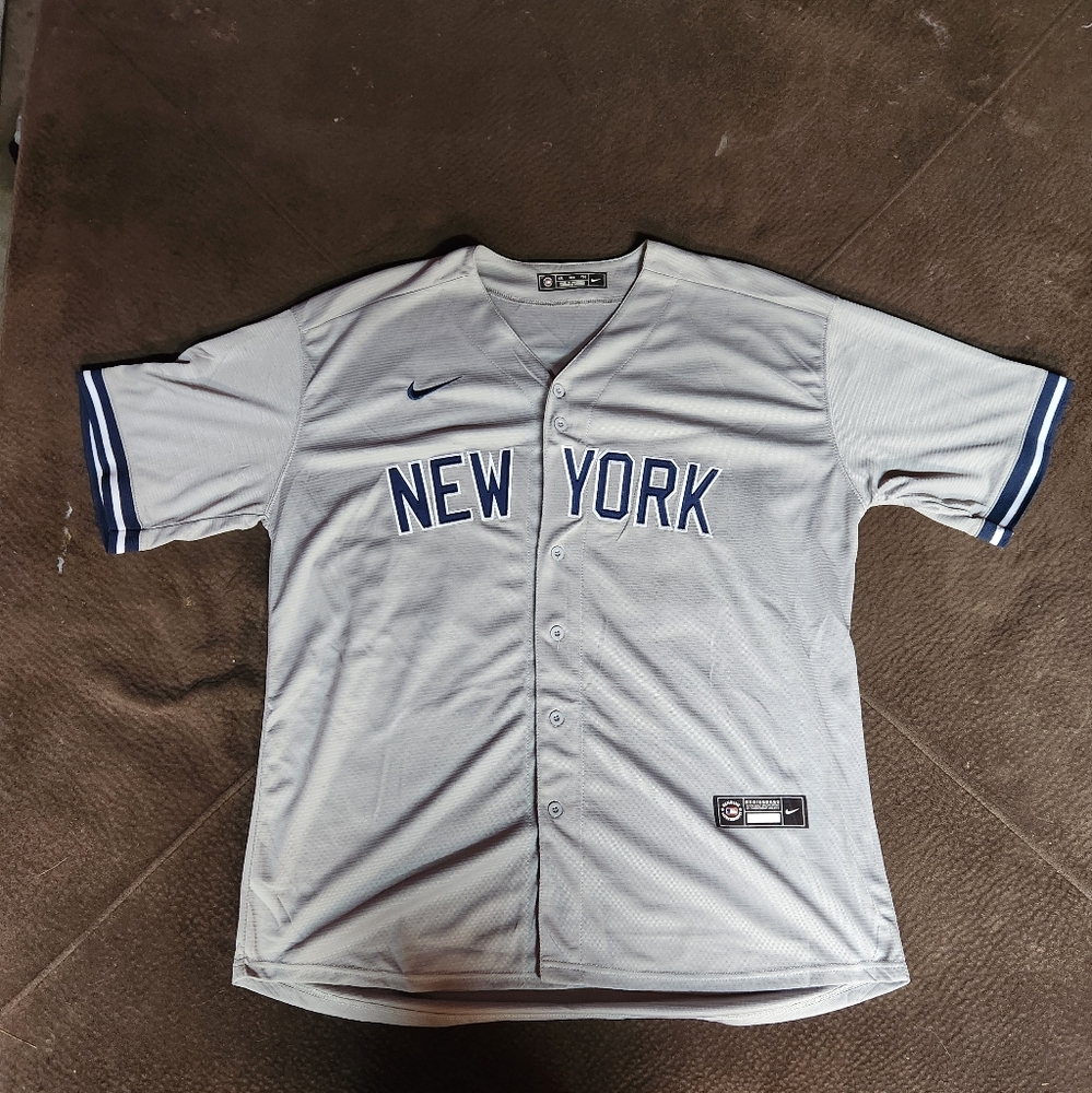 Nike Yankees jersey stitched
